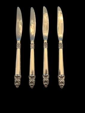 1847 Rogers Bros KING FREDERIK Vintage Royal Empress 4 Dinner Knives